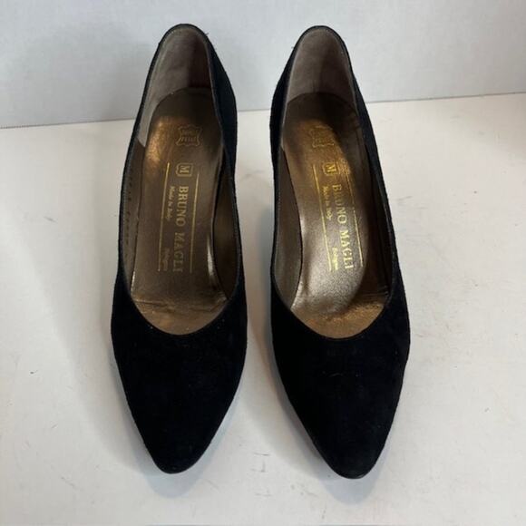 Bruno Magli Black Velvet Designer Heels Size 6.5 Narrow - Picture 11 of 13
